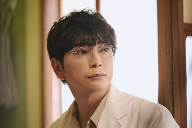 19番目のカルテ徳重晃の問診全11巻セットTVドラマ化主演松本潤小芝風花 19番目のカルテ」で医師役に挑む小芝風花。松本潤との初共演と