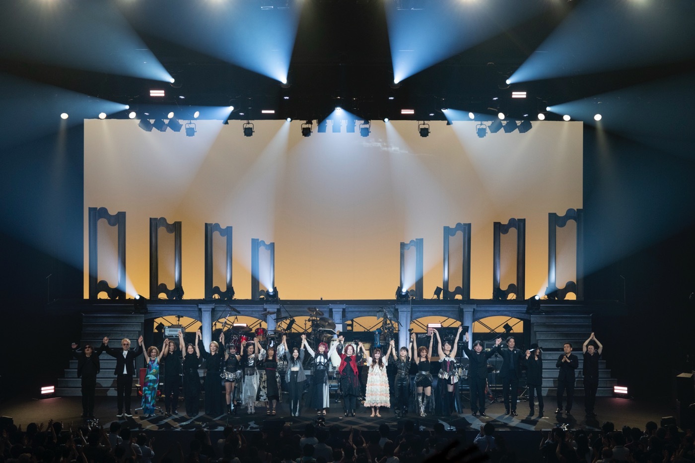 Aimer&LiSA 唄の降る夜コンサート第二夜 ufotable監修ポスター WHITE ALBUM2』2013年のコンサート映像を無料配信。水島大宙