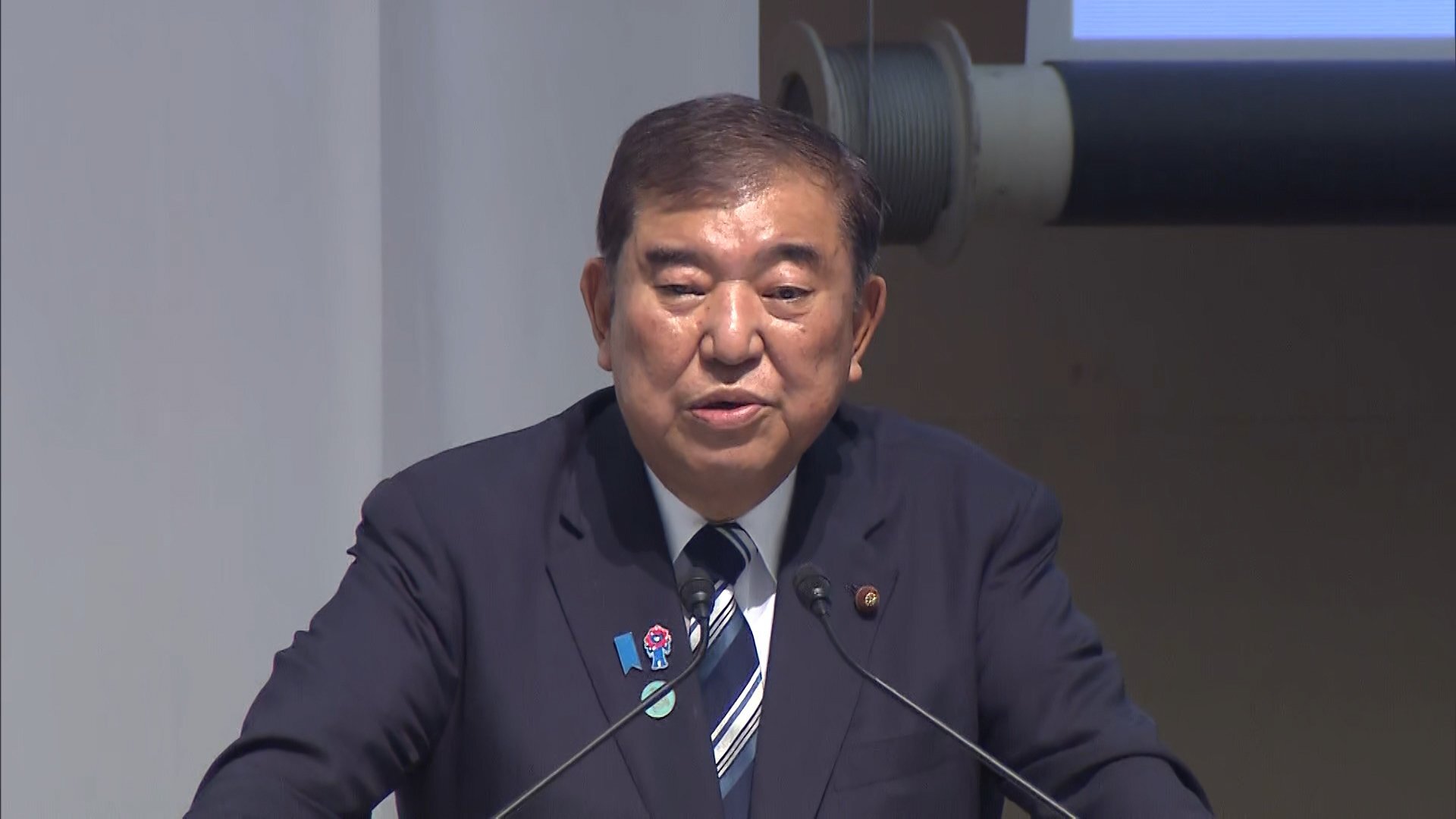 FNN世論調査で支持率が上昇した石破首相の姿