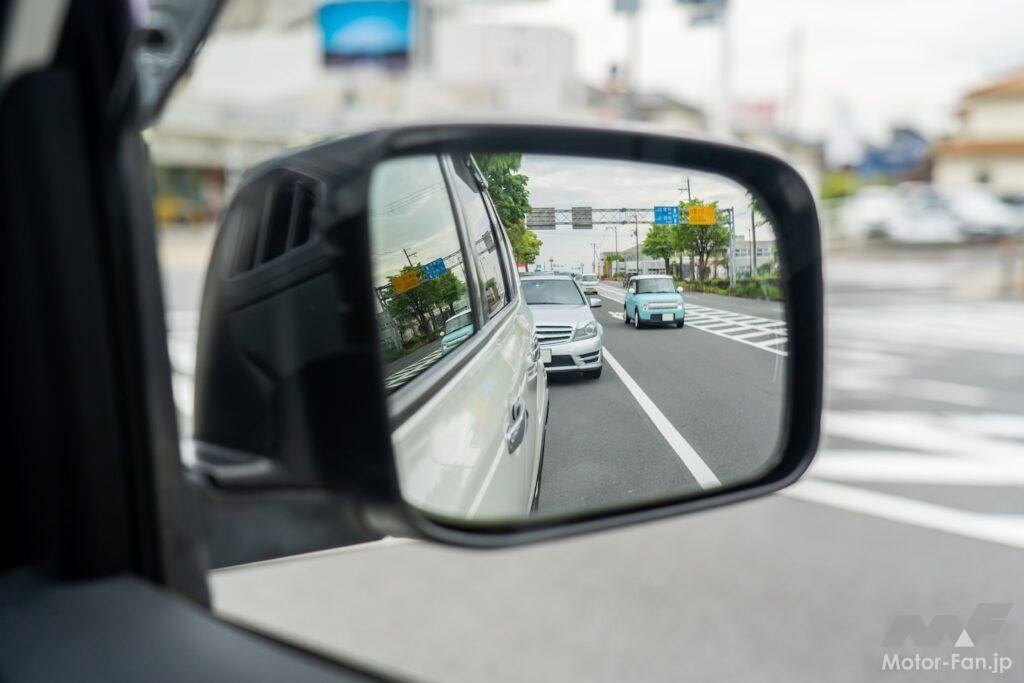 あおり運転による渋滞のメカニズムを図解