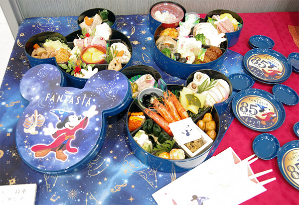 Disney ツムツムハウス キャラクター25体ベルメゾン　早い者勝ち ベルメゾンの「キャラクターおせち」を8月23日（金）から予約