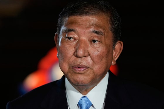 石破茂首相、政権の岐路に立つ