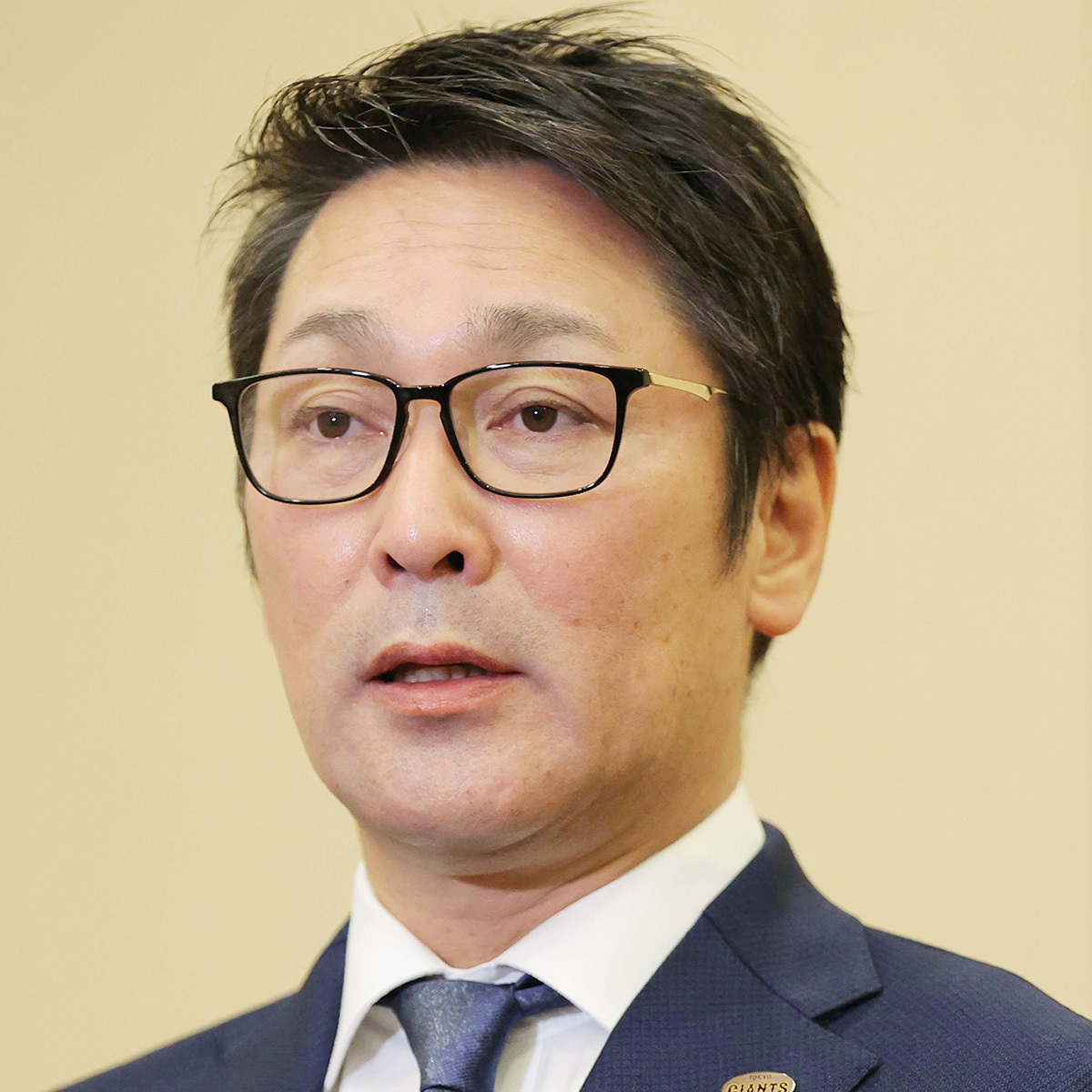 読売ジャイアンツコーチ時代の元木大介氏。健康のためのダイエットにより激やせした姿が話題となっている元プロ野球選手。