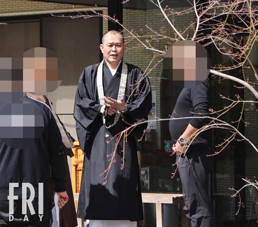 千原せいじ、ラジオ番組終了発表後の姿。炎上発言が波紋を広げた
