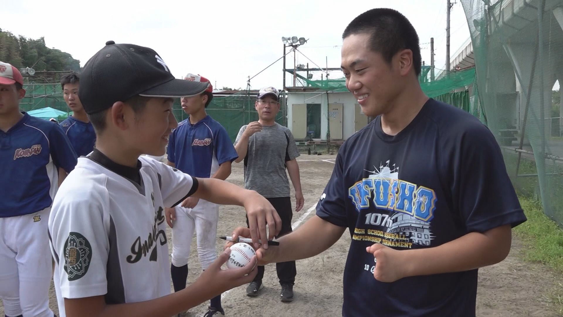 甲子園で活躍後、地元岐阜に凱旋した県立岐阜商業の横山温大選手