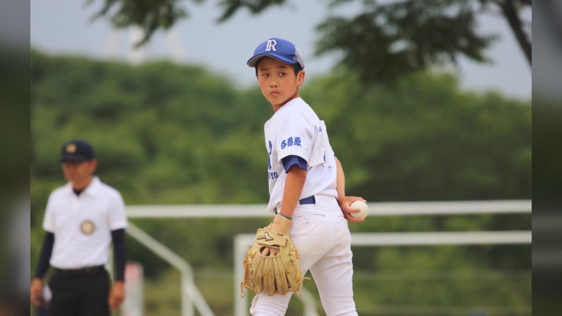 小学生の頃、将来のプロ野球選手を夢見て練習に励む横山温大選手（当時10歳）
