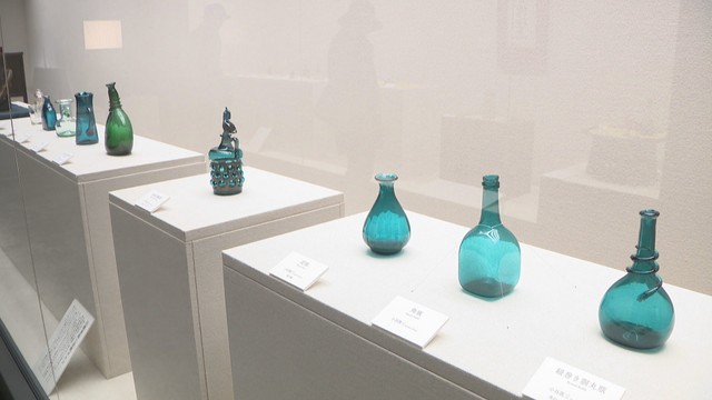 倉敷ガラスの創始者・小谷眞三さんの作品展 温かみのある作品53