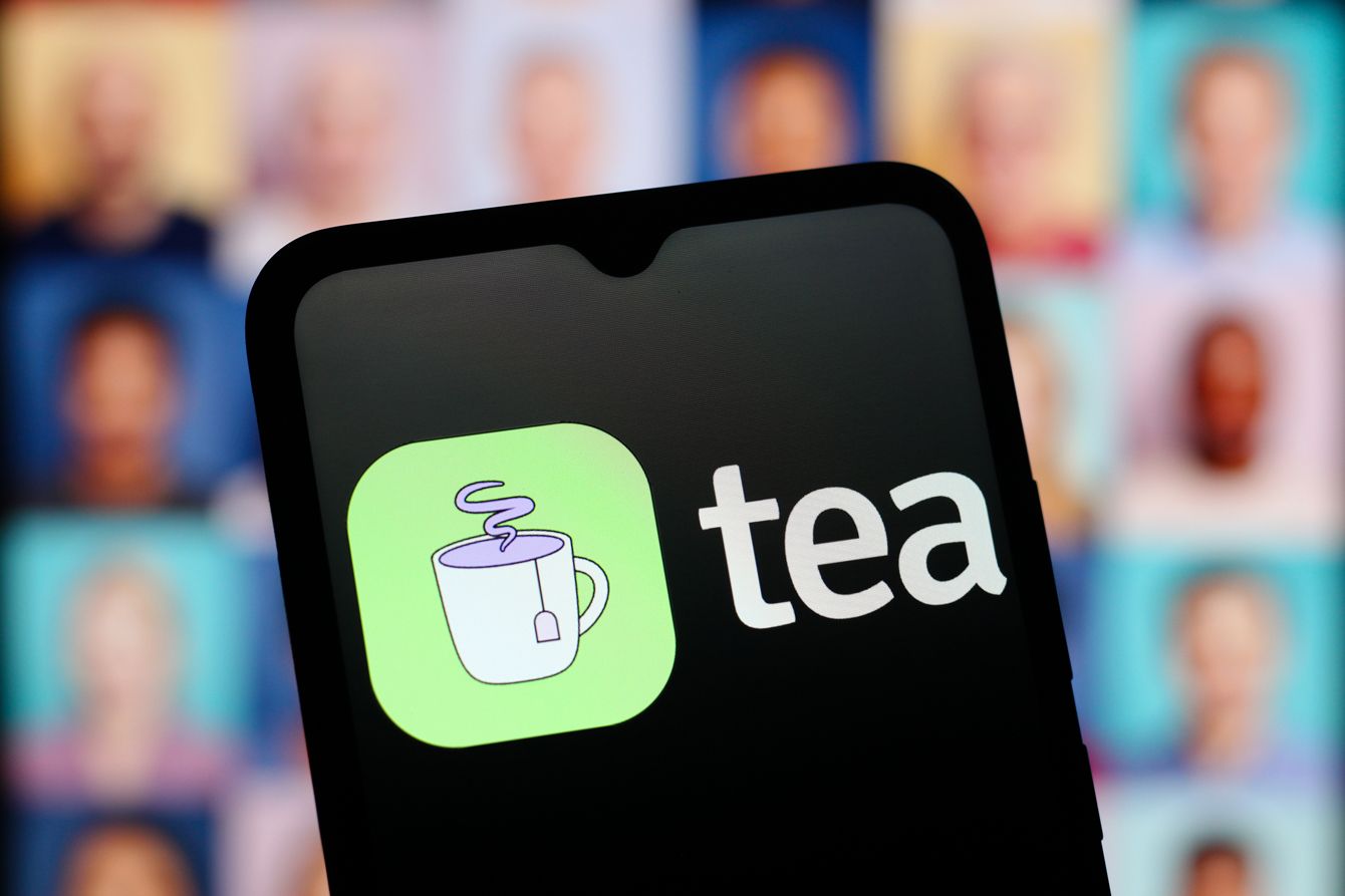 スマートフォンに表示された、物議を醸す「Teaアプリ」のロゴ
