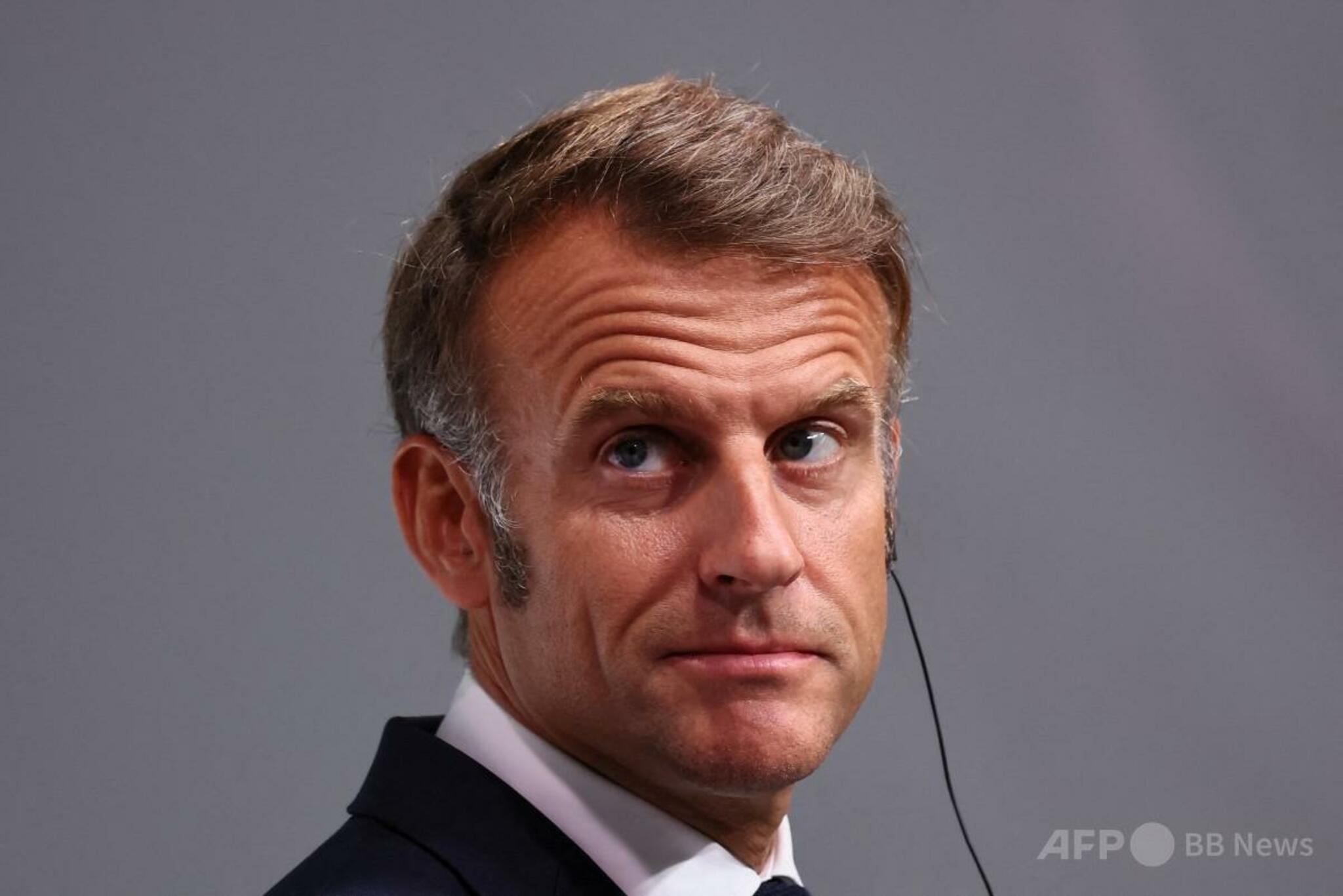 2025年8月29日、フランス南東部トゥーロンでの仏独閣僚会議後、共同記者会見に臨むエマニュエル・マクロン仏大統領。