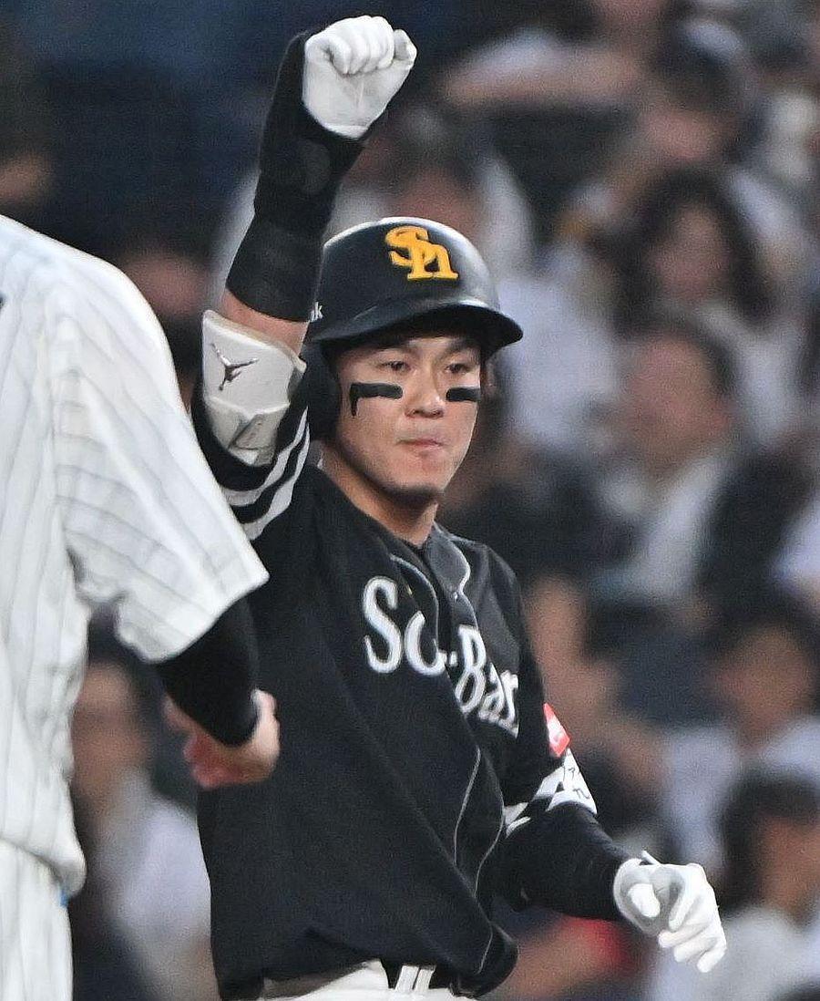 ソフトバンクホークス　牧原大成選手 8 牧原 大成 選手名鑑2023 | 福岡ソフトバンクホークス