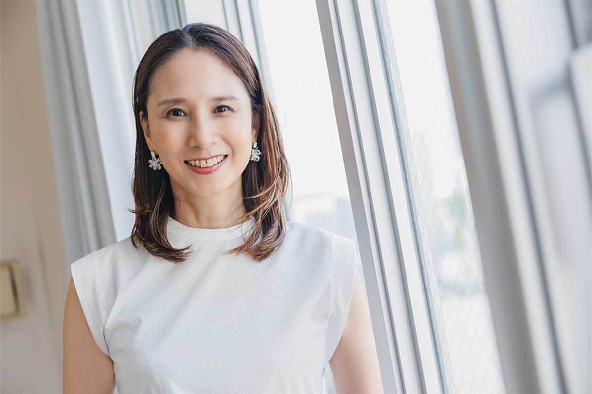 小倉弘子アナウンサーがフリー転身後の心境を語る様子。新設されたYouTubeチャンネル「miraiA」での新たな挑戦に注目が集まる。