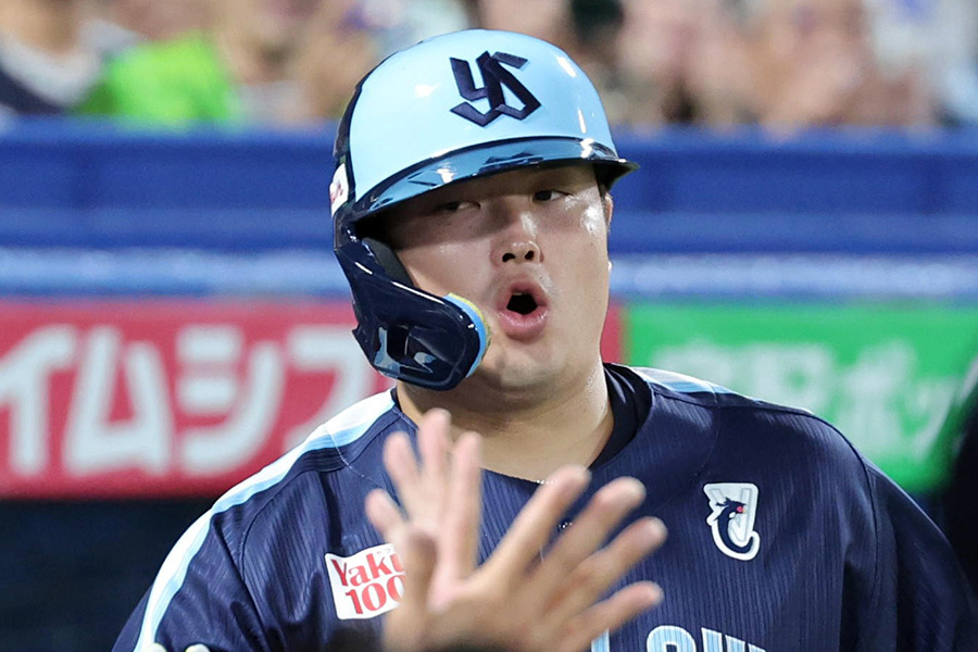 村上宗隆、異次元の“11/29”に「マジで化け物」 復帰1か月で