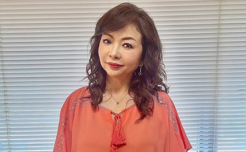 ハイヒール・モモコさんの暴走族時代の写真、特攻服を着用