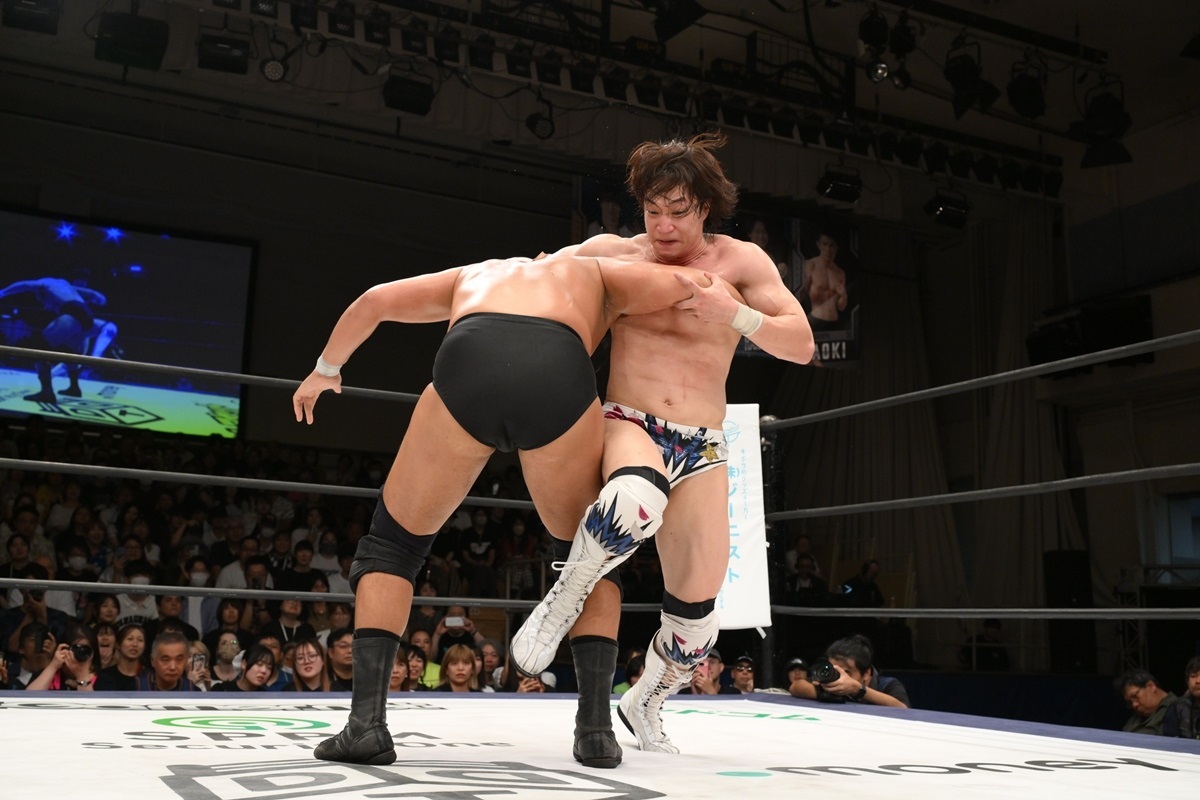 上野勇希が樋口和貞を破り、KO-D無差別級王座奪還も…「いつでも