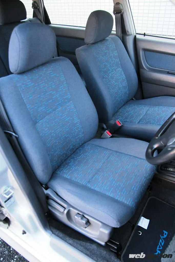 ダイハツ・パイザー CLエアロバージョンの運転席