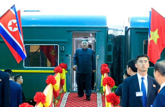 丹東のホテル・列車統制、高麗航空まで…金正恩委員長の訪中準備状況を捕捉