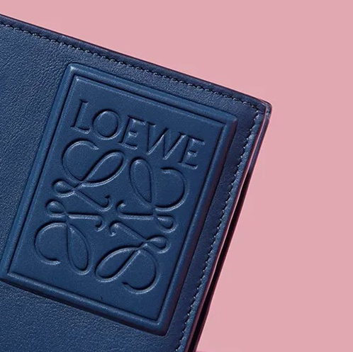 ロエベ 折り財布　ミニ財布　新品　未使用 LOEWE ロエベ 財布 二つ折り財布（小銭入れ付き） GRAPHIC