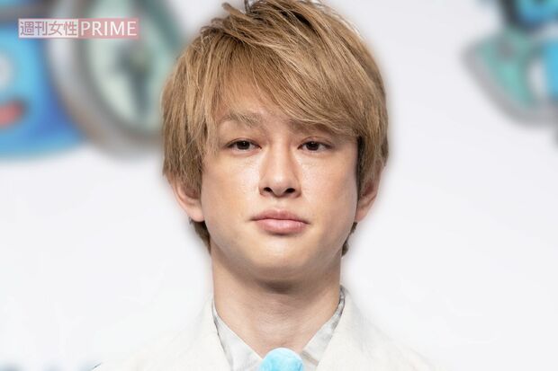 24時間テレビ48チャリティーマラソンを完走し、感動のゴールを迎えるSUPER EIGHT横山裕