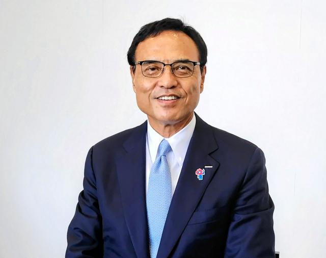 サントリー会長辞任の新浪氏「私は潔白」　同友会代表幹事は続投意向
