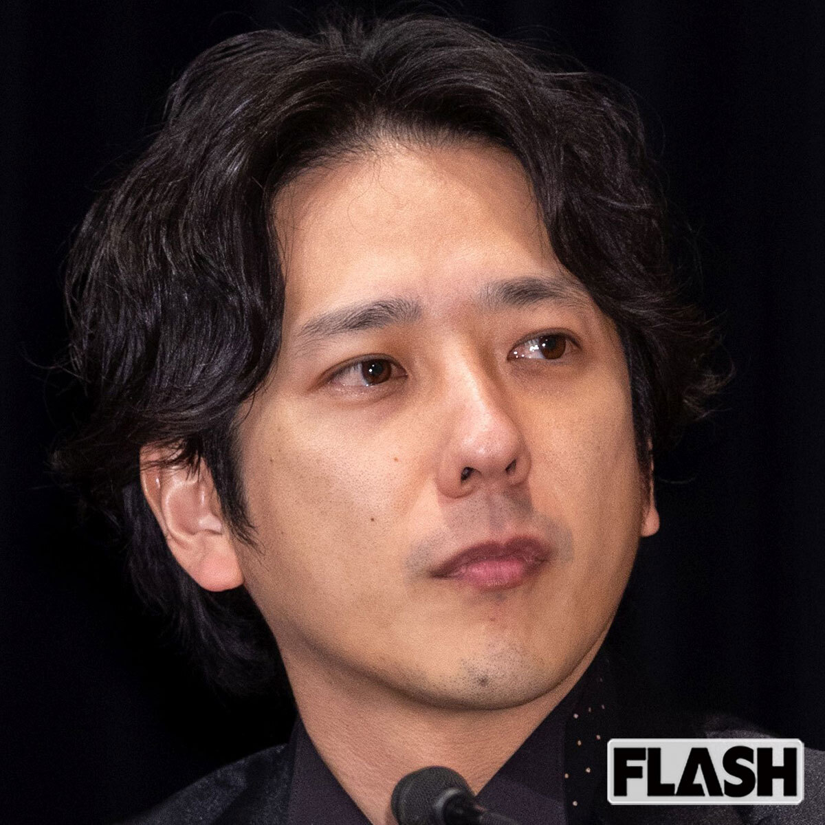映画『8番出口』で主演を務める二宮和也。津波描写を巡る議論の中心に。