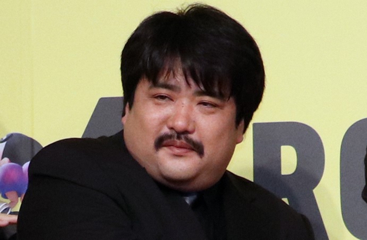 空気階段・鈴木もぐら、父の訃報と母の意外な反応を語る