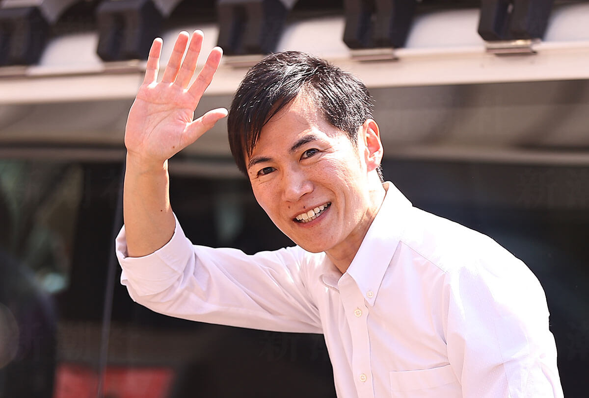 東京都知事選挙で注目を集めた石丸伸二氏の記者会見の様子