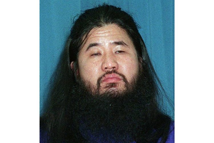 オウム真理教元代表、麻原彰晃こと松本智津夫元死刑囚の肖像。アレフの活動と関連付けられる人物。
