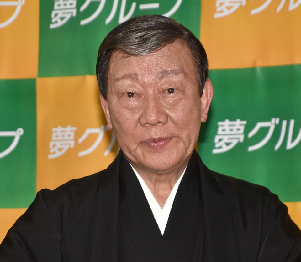 「御三家」の一人として知られる歌手・橋幸夫さん