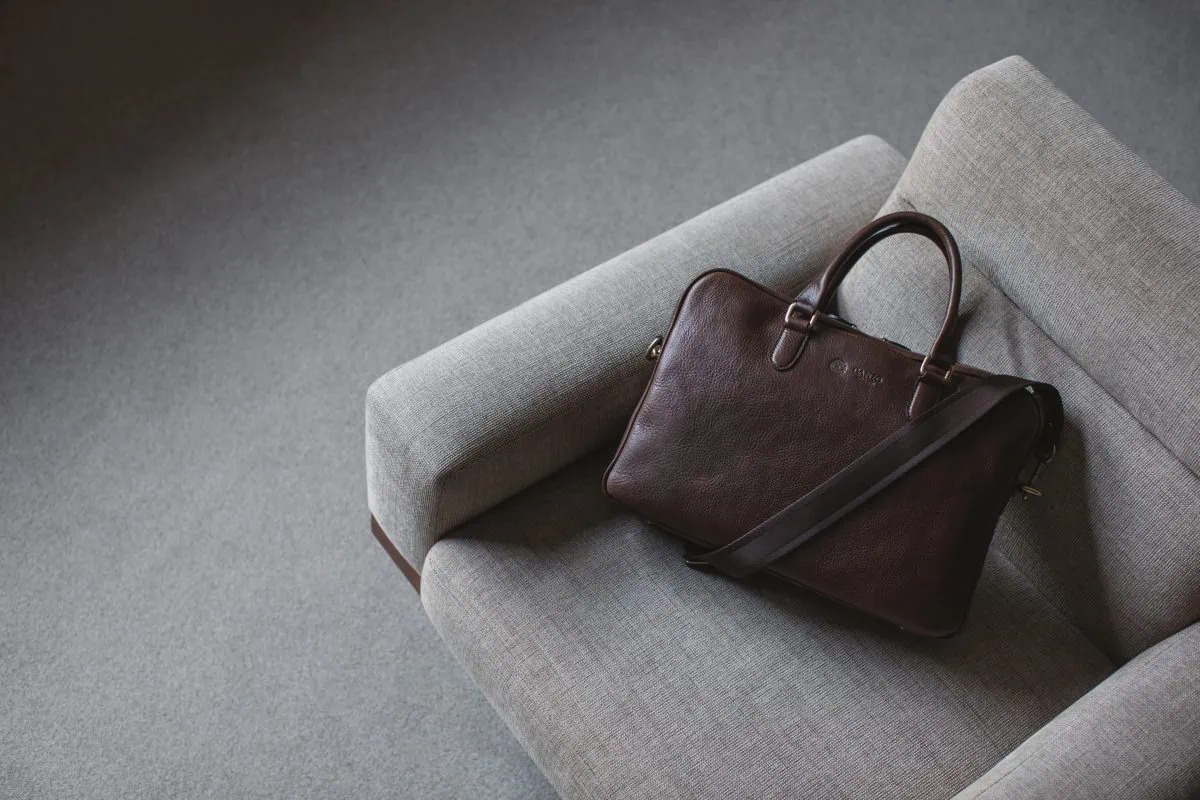 持続可能な国産原皮を使った上質バッグ」ガンゾから循環型農業で