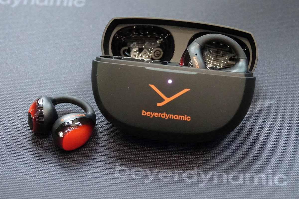 IFA＞ベイヤーダイナミック、同社初のイヤーカフ型イヤホン