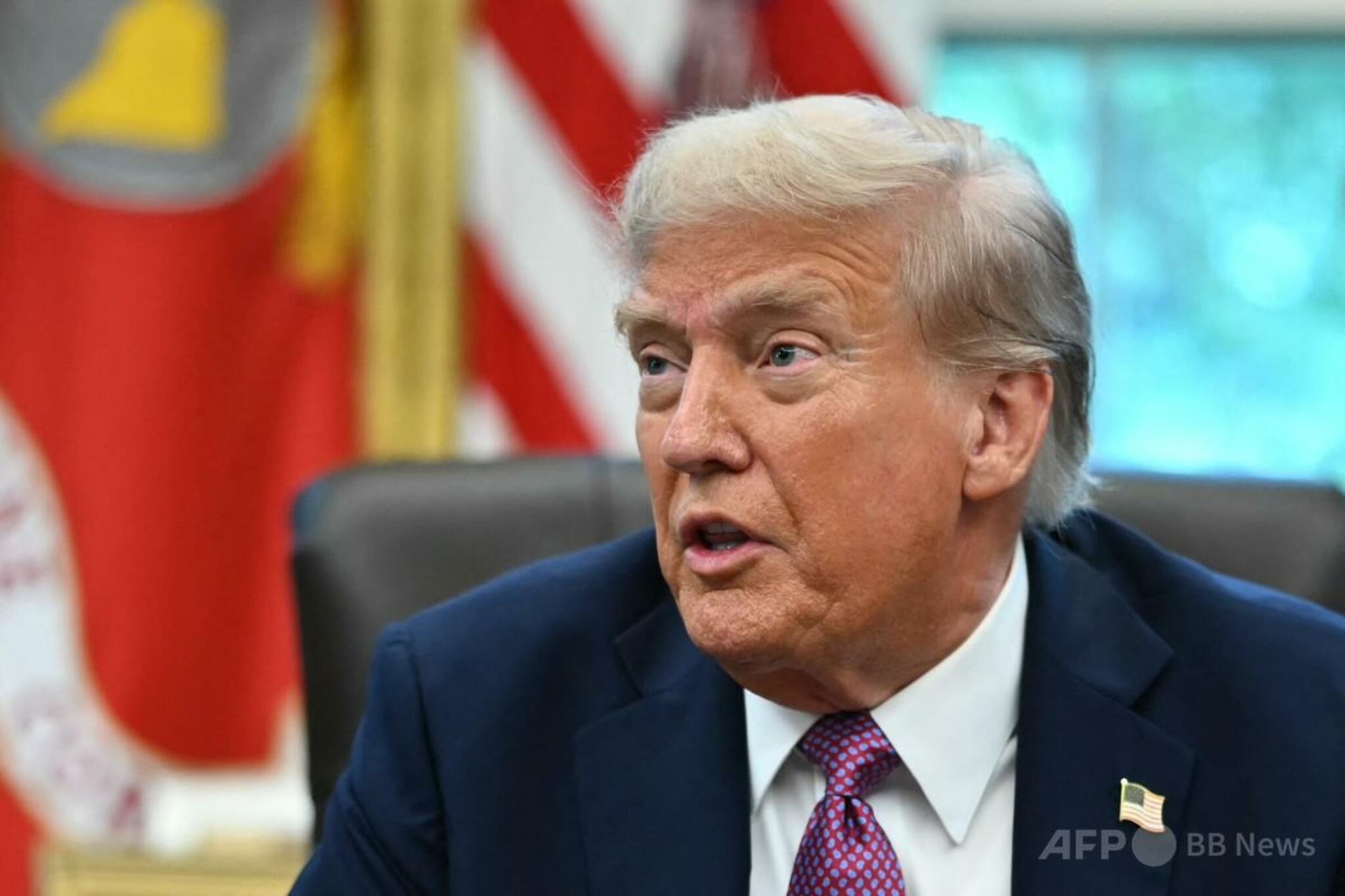 ドナルド・トランプ米国大統領、ベネズエラ軍機への警告を発言