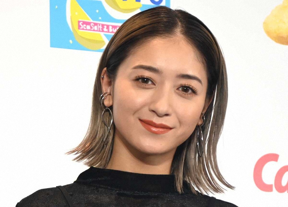 みちょぱ（池田美優）が「有吉の夏休み」で共演者の年齢に驚く表情を見せる