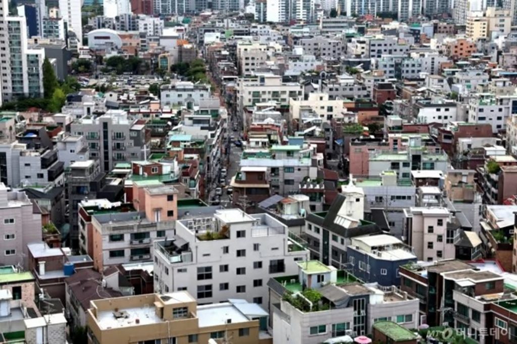 ソウル市内のチョンセ保証金問題が深刻化する低層住宅（ビラ）密集地域
