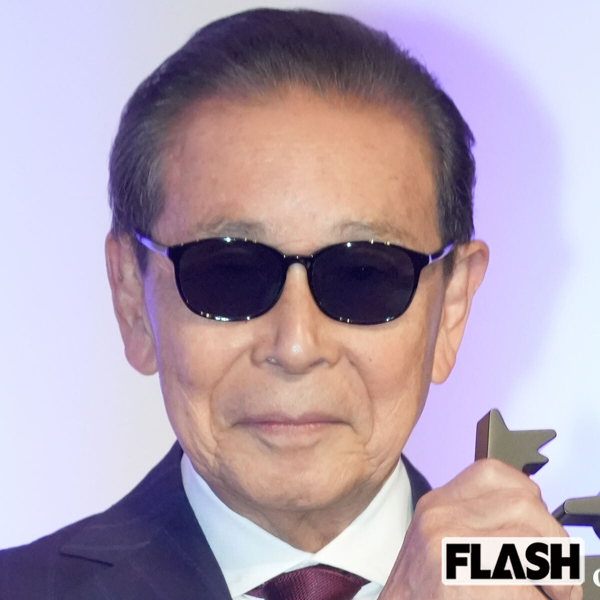 タモリ氏、トレードマークのサングラス姿