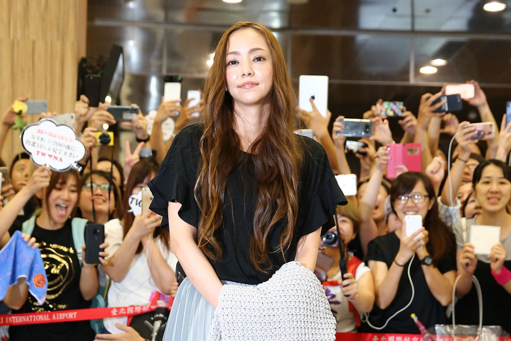 平成の歌姫、安室奈美恵の伝説的な姿