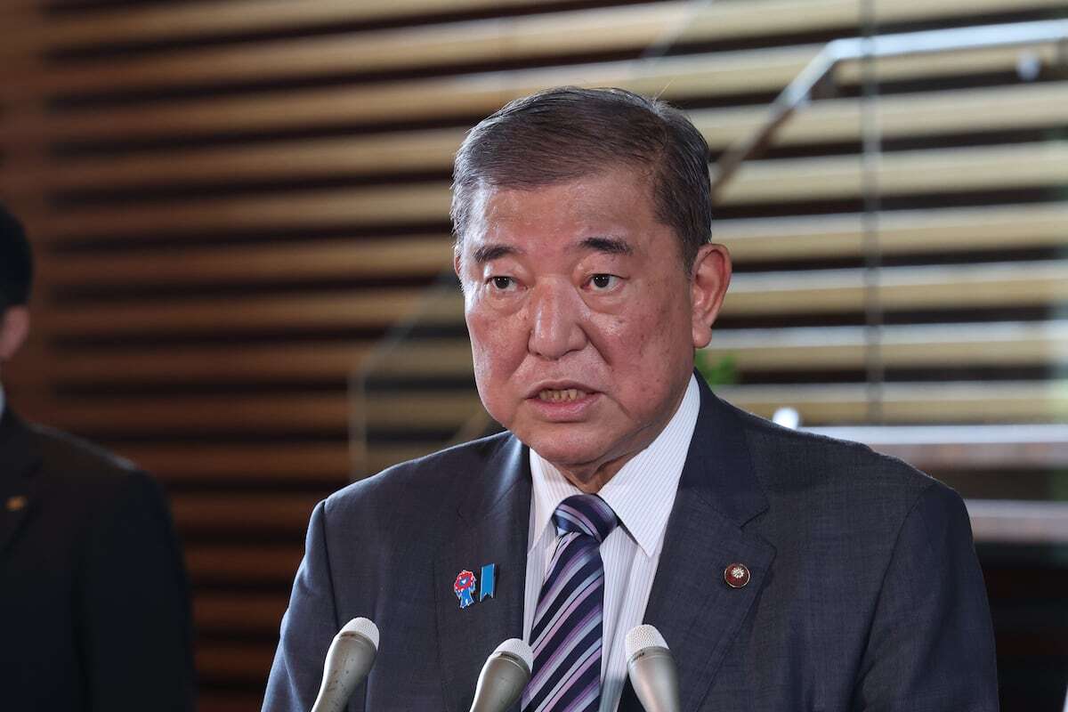 石破茂首相が首相官邸で記者団の取材に応じる様子、G7政権不安と日本の課題