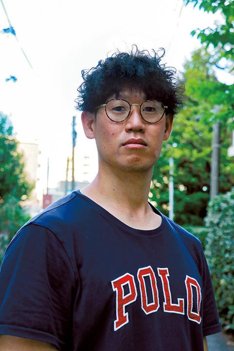 オーストラリアでのワーキングホリデーを終え日本に帰国した岡野隼大さん。彼の経験は「稼げる」イメージとはかけ離れている。