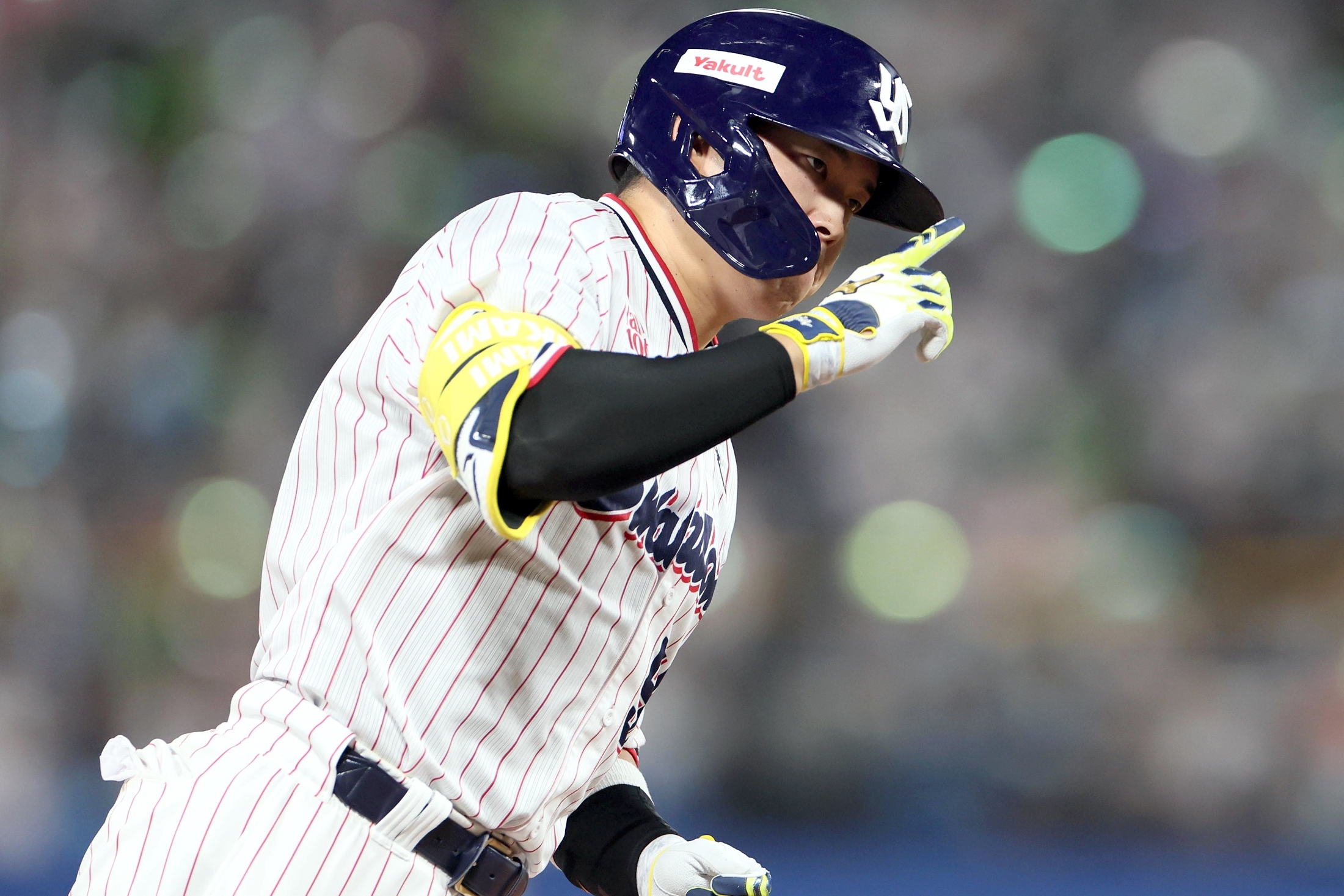 ヤクルト　村上宗隆　バット削りくず入り 必勝祈願　お守り 安く 買う 方法おもちゃ・ホビー・グッズ - ヤクルト 村上宗隆