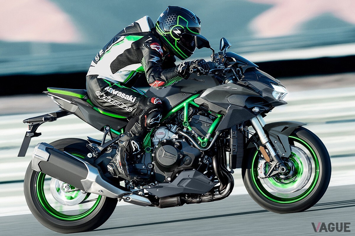 28.0センチです。新品未使用です。一番新しいモデルです。 2025年モデル「Ninja ZX-25R SE」入荷しました！ [最新情報] | U