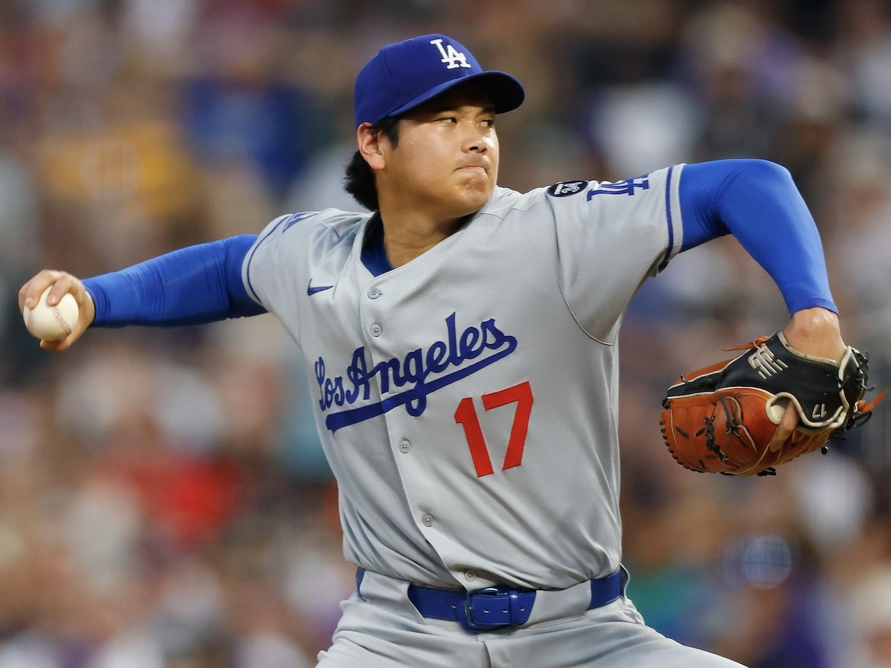 サッカーもうまいのか…」「三刀流」大谷翔平のリフティングが