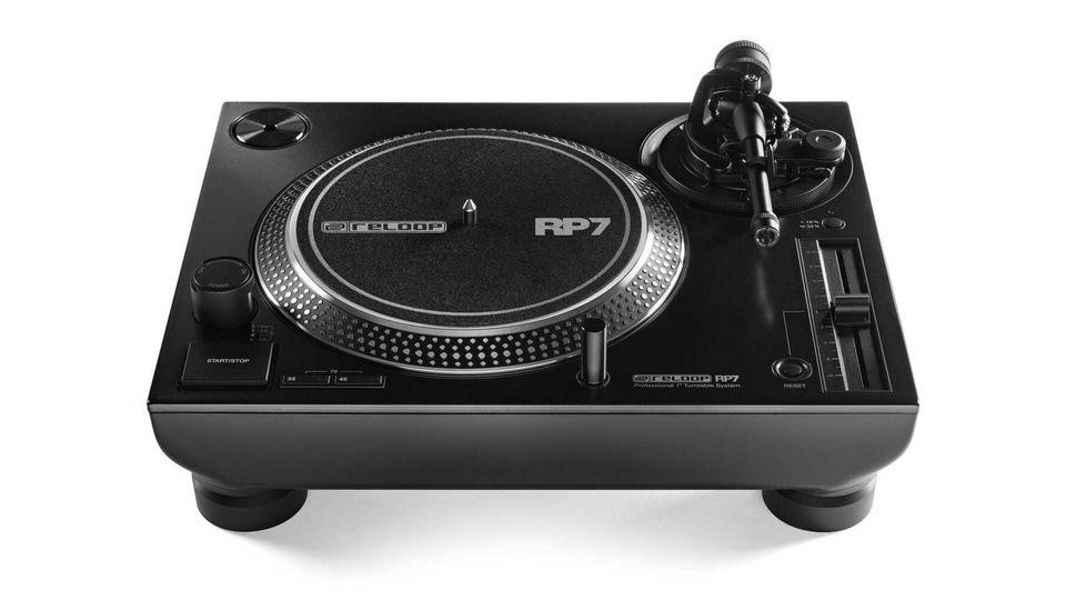 ②ターンテーブル ついに出た。世界初、プロ仕様の「7インチ専用」ターンテーブル