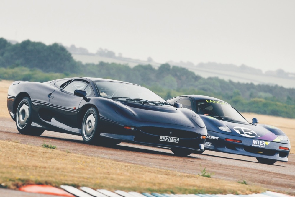 ジャガー　XJ220 ジャガー・XJ220 - Wikipedia