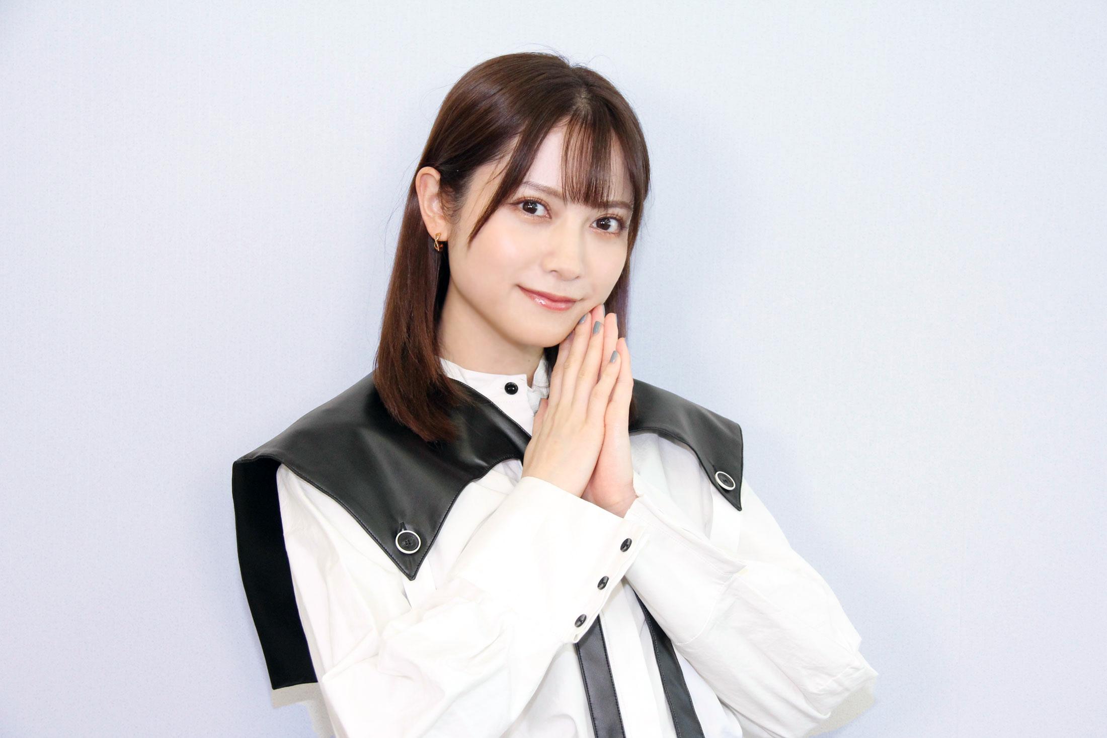 桃月なしこ＞芸術的な美貌に見ほれて 「漫画アクション」表紙に