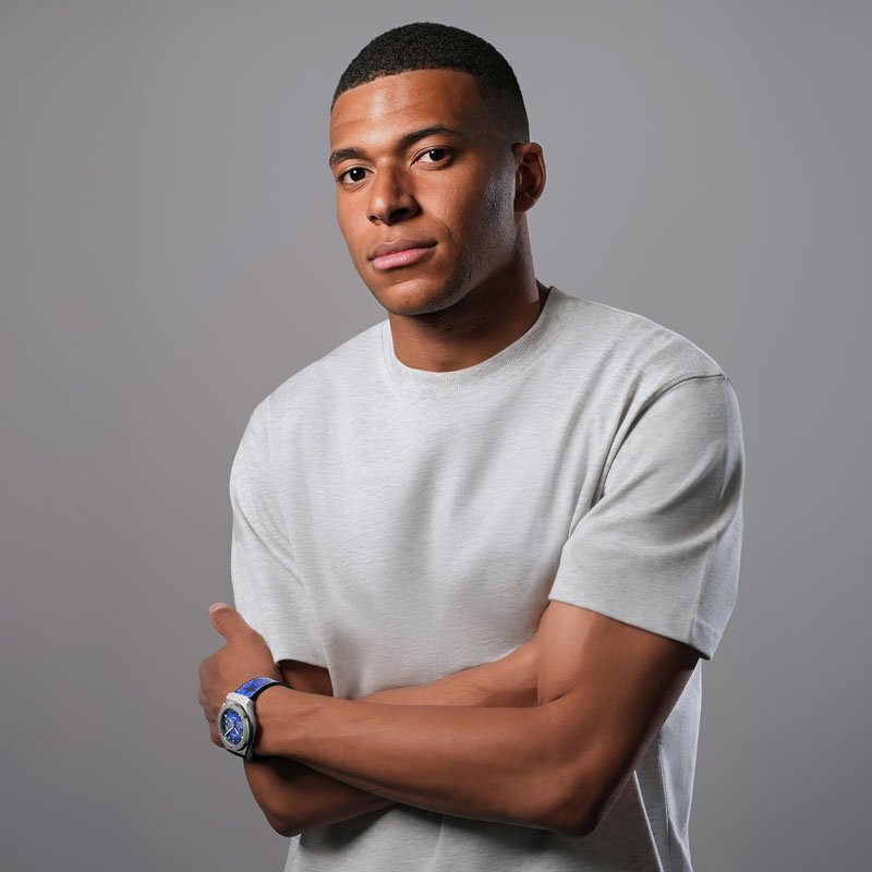 非売品　未使用　チャンピオンズリーグ 時計 フォード　コラボ 非売品 未使用 チャンピオンズリーグ 時計 フォード コラボ