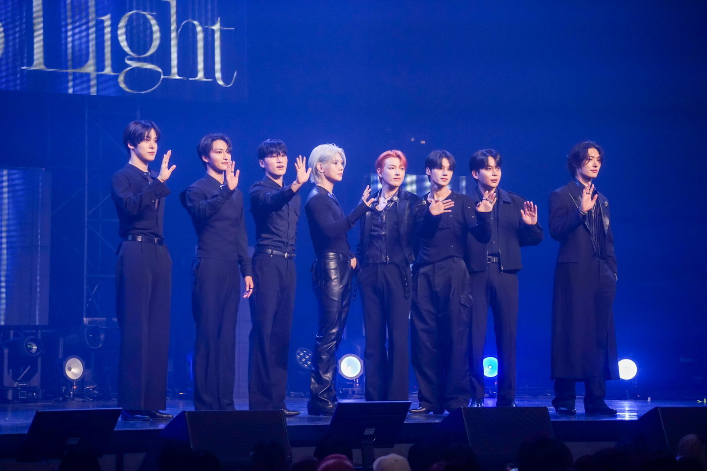 ATEEZ Ashes to light コンプリート　ショーケース会場限定 ATEEZ Ashes to Light Limited Ver Album + Tower Records Japan