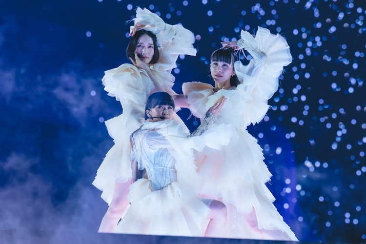 かしゆか サインボール perfume 東京ドーム 2013年12月24日 Perfumeドームライブサインボールかしゆか