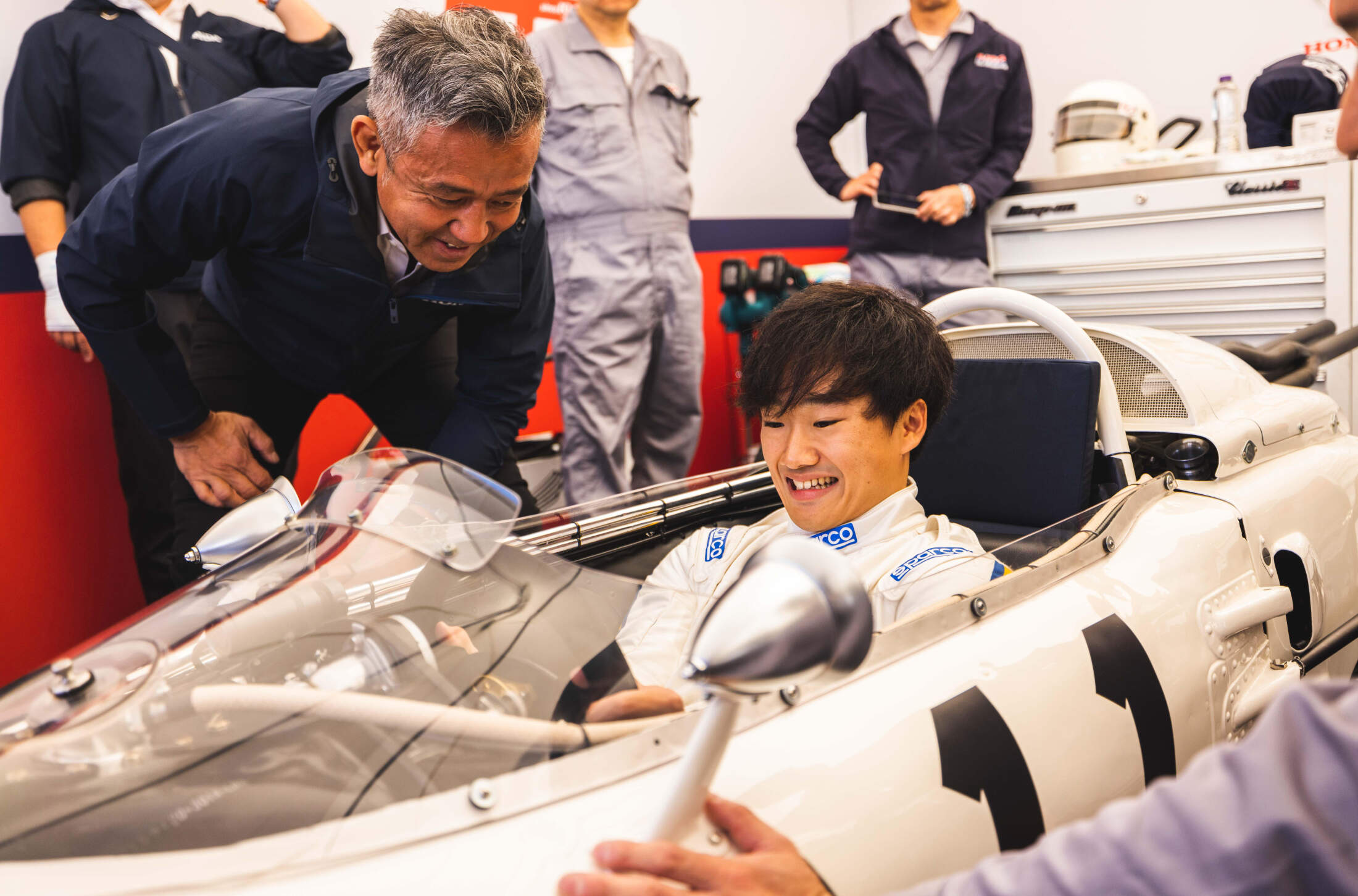 F1ボディ　角田仕様 F1ボディ 角田仕様 F1ボディ 角田仕様 （角田裕毅の2024年の相棒「