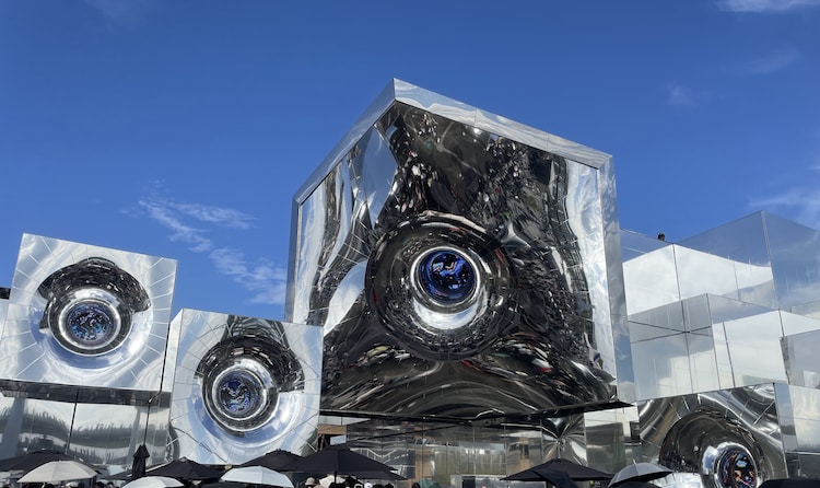 大阪関西万博 null2パビリオン ピンバッジ ヌルヌル 落合陽一 新品 落合陽一による大阪・関西万博パビリオン「null²」記録映画が