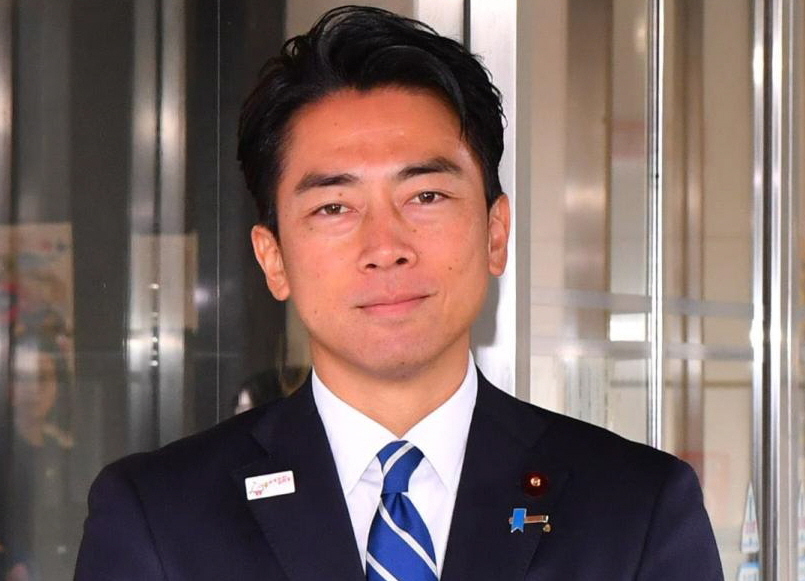 【ポスト石破】悲報　ネット「国外逃亡ｗ」「これが小泉隠し」　ステマ炎上の小泉進次郎氏→総裁選３日前にフィリピンへ　重要公務強調も…案の定ネット祭り「陣営が逃がしたな」「ボロ出さないよう」「代役加藤勝信が論戦？」（デイリースポーツ） - Yahoo!ニュース