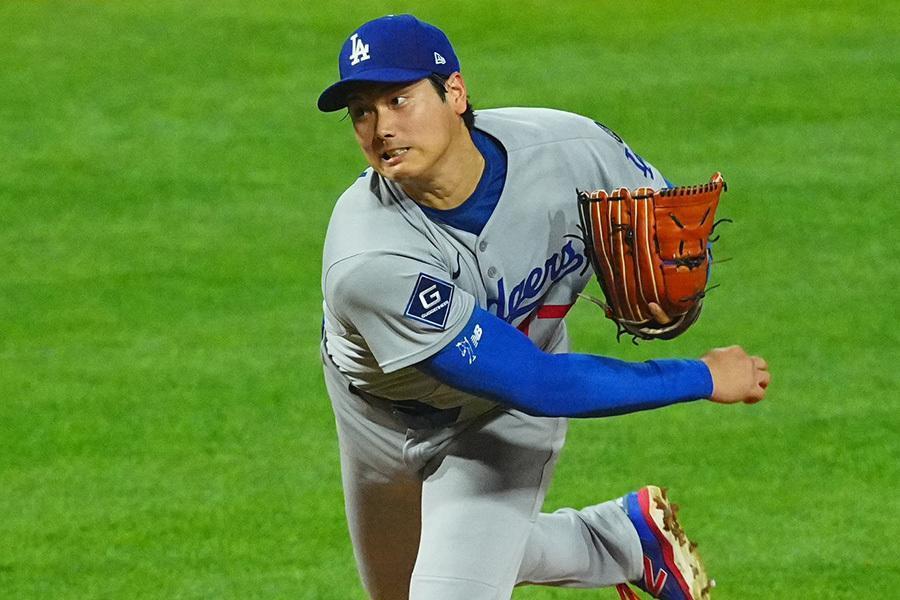 大谷翔平ルーキー初勝利 大谷翔平 ルーキーカードとその他 - RIPPED - Topps Ripped